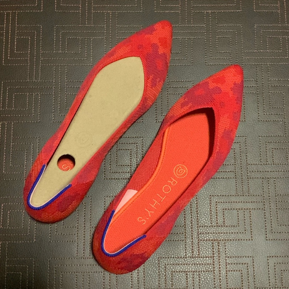Rothy’s Point Flat NWOT